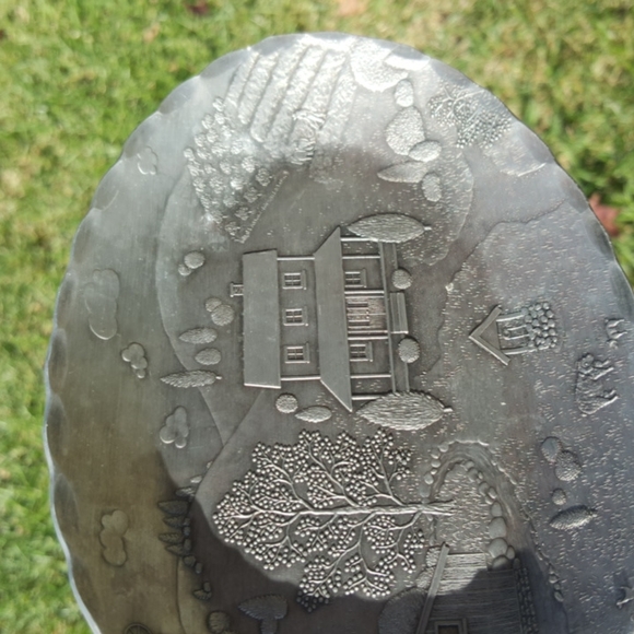 AMERICAN FORGING, LLC ♡ Hand Hammered Aluminum Country Farm Scene Oval Tray - Picture 7 of 16